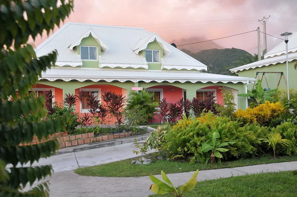 Holiday park Hotel Village Pomme Cannelle 3 Etoiles Le Precheur