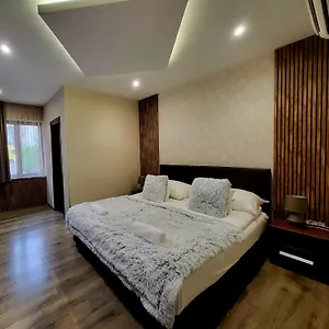 Bed & Breakfast Vén Diófa De Lux Panzió